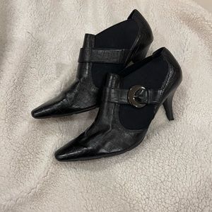 Size 11 - Expression, high-heeled, shooties. Gently worn.